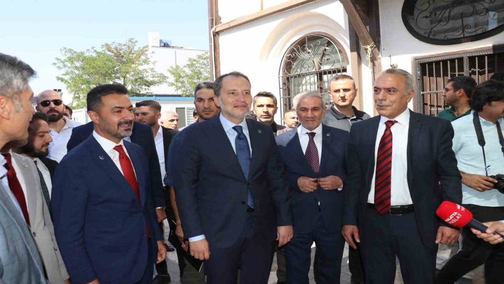 YRP Genel Başkanı Erbakan deprem bölgesi Malatya’da

